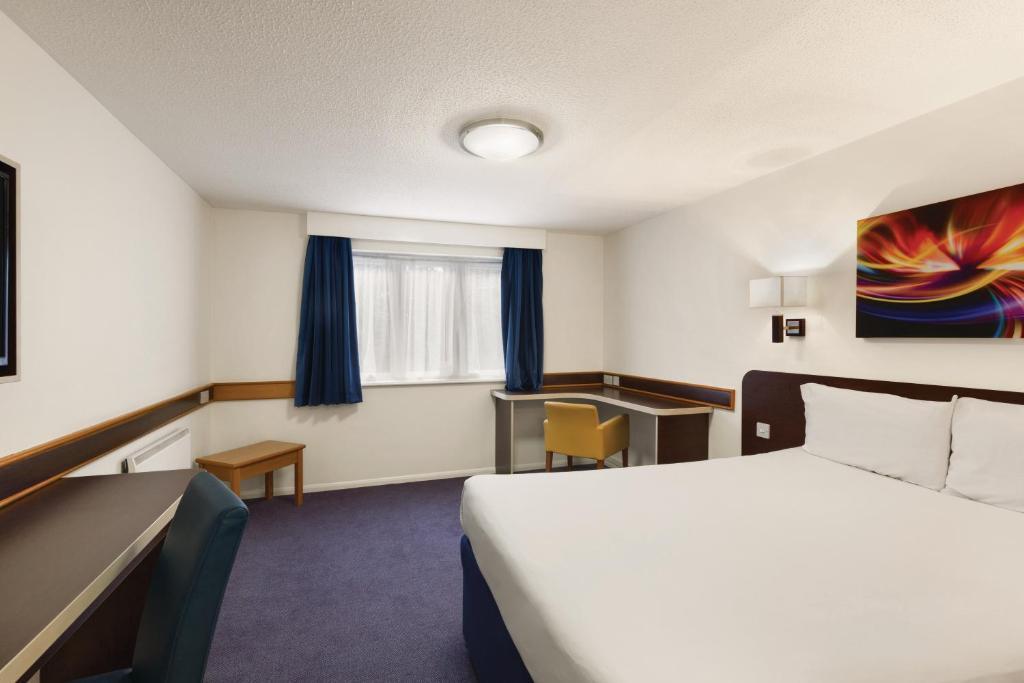 Ramada London South Mimms Otel Potters Bar Dış mekan fotoğraf