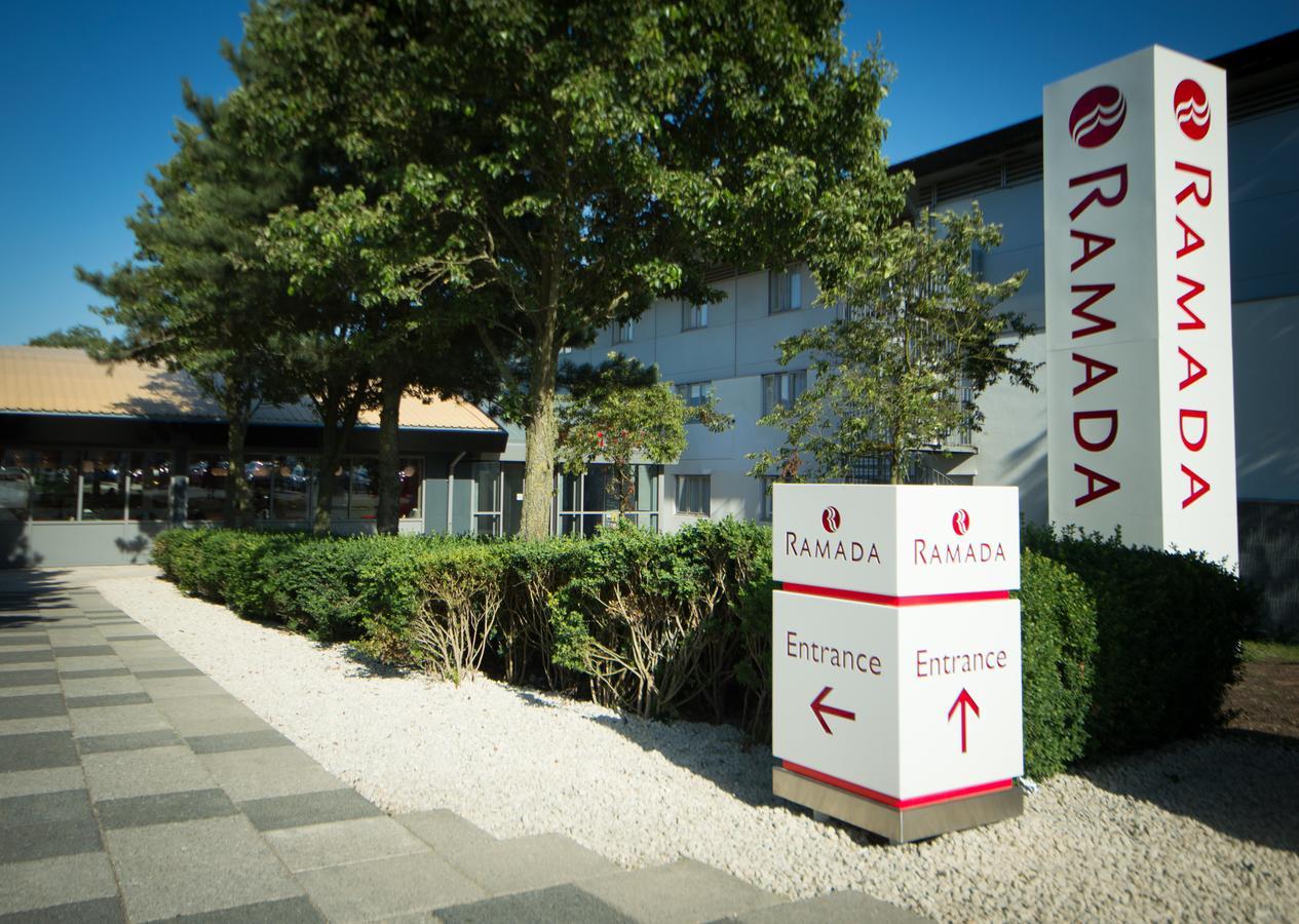 Ramada London South Mimms Otel Potters Bar Dış mekan fotoğraf