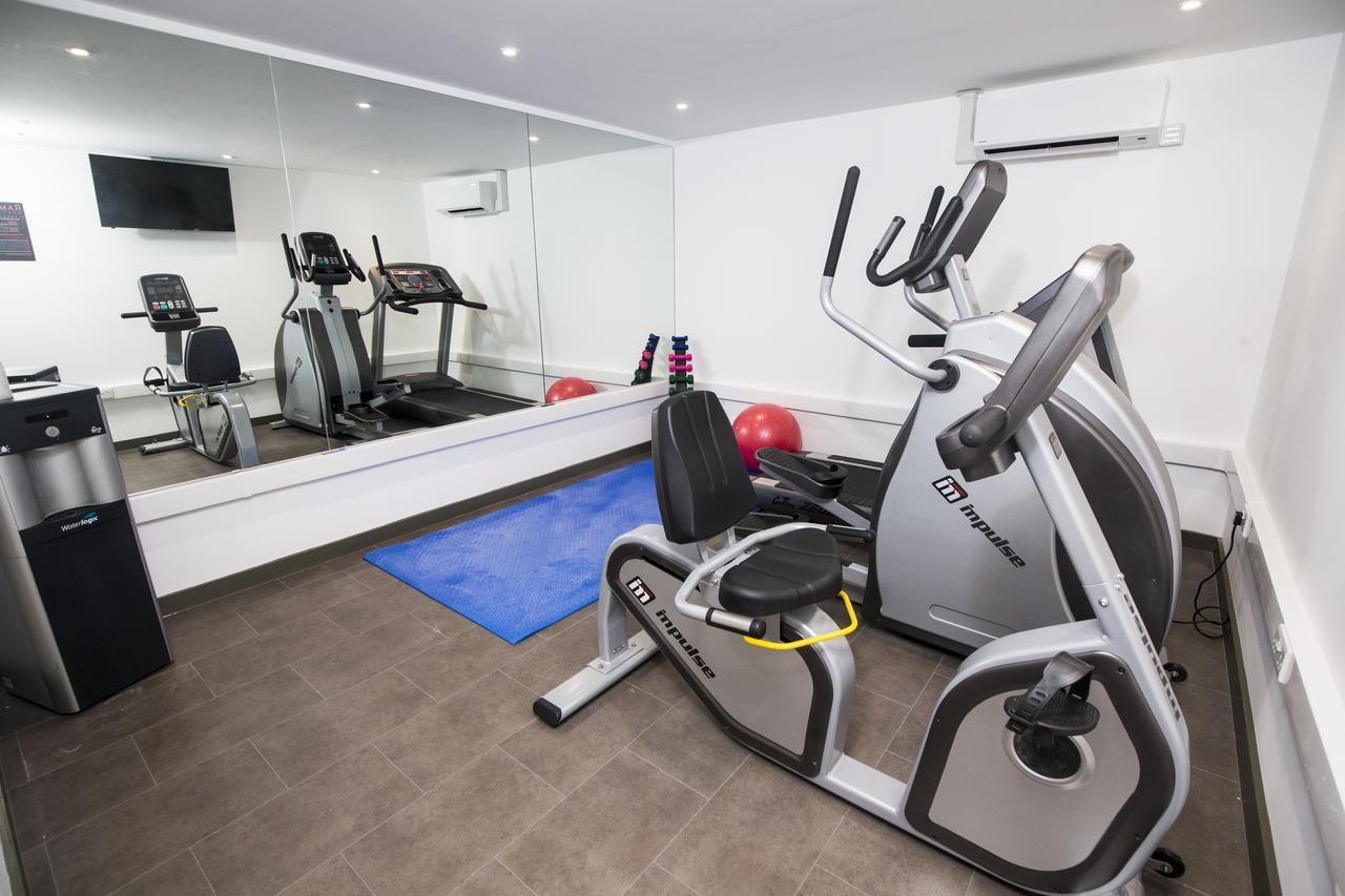 Ramada London South Mimms Otel Potters Bar Dış mekan fotoğraf